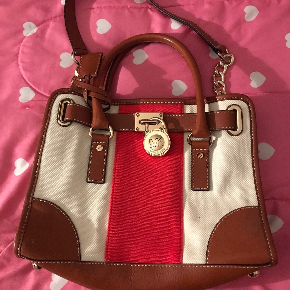 Women hand bags